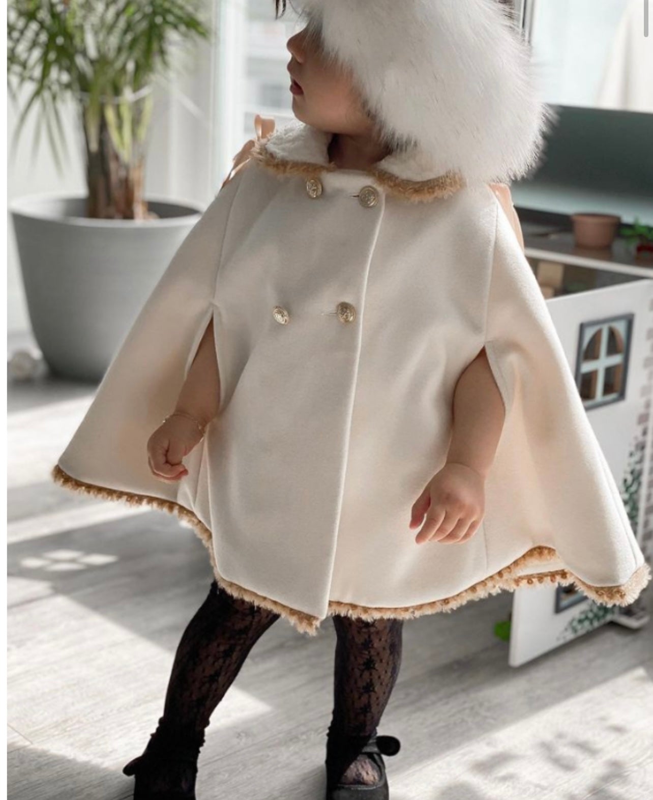 Cream Cloak